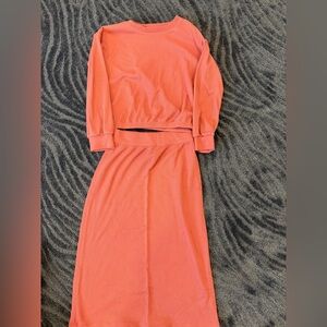 Carters girls matching shirt and skirt set